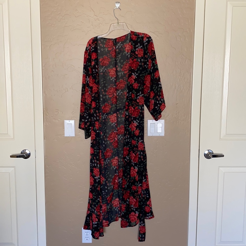 Torrid robe